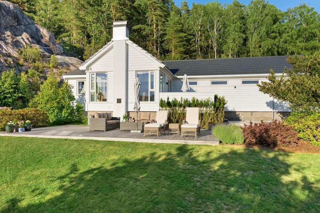 Sommerhus Ved Iddefjorden 哈尔登 外观 照片