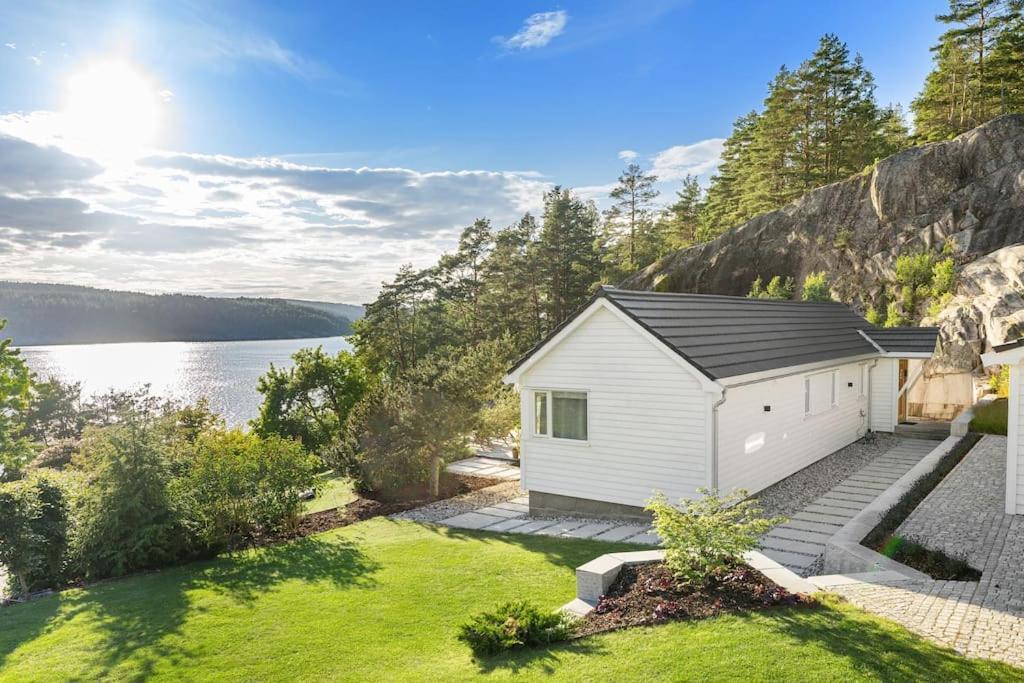 Sommerhus Ved Iddefjorden 哈尔登 外观 照片